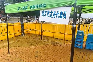 那不勒斯vs热那亚首发：小西蒙尼搭档K77，安古伊萨先发